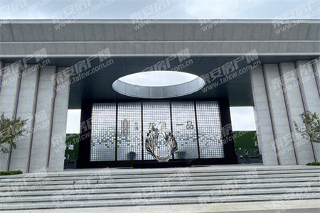 百花园市政府旁政和花园精装四房，证齐，满二